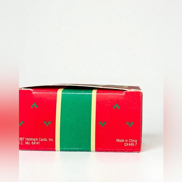 Vintage Hallmark “Forever Fudge” Christmas Ornament - Picture 7 of 8